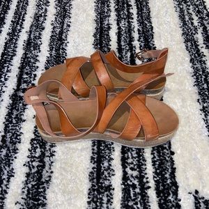 Patrizia Platform Sandals by Spring Step

Size: US 9